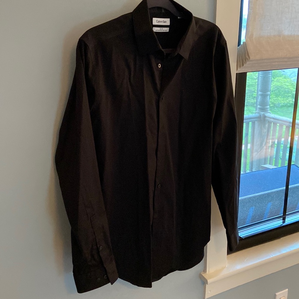 Calvin Klein Black Slim Fit Button Down Shirt - Size 16 Neck (Medium)